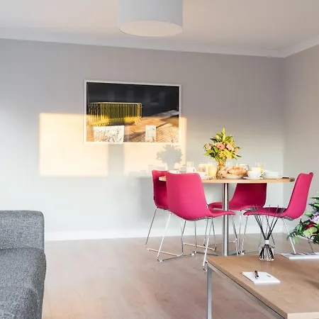 Premier Bath Street *