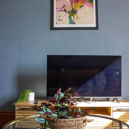 Family And Group 2br By Park Sleeps 7 * Glasgow