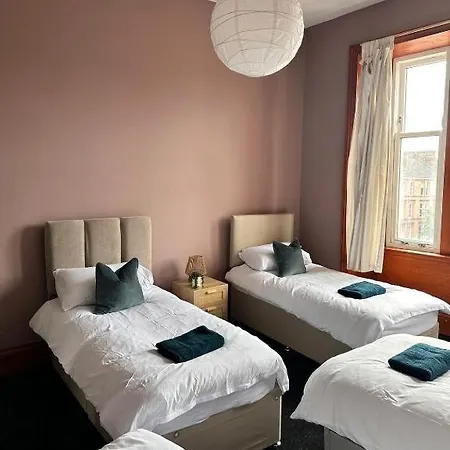 Family And Group 2br By Park Sleeps 7 *