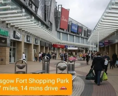 2-bedroom Away From In Glasgows' East End With Free Parking *