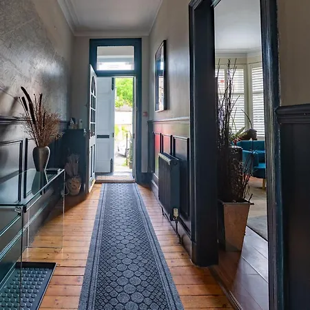 Apartament Traditional Close To Centre & Hampden