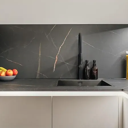 Apartment 2br West End Near Botanic Gardens