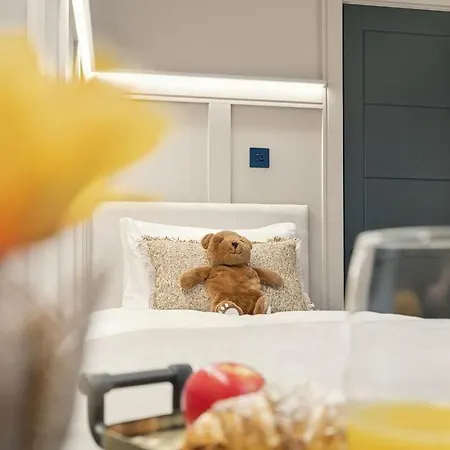 Apartment 2br West End Near Botanic Gardens