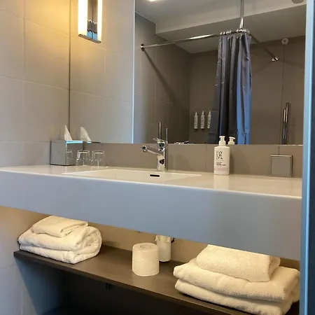 Moxy Merchant Hotel Glasgow