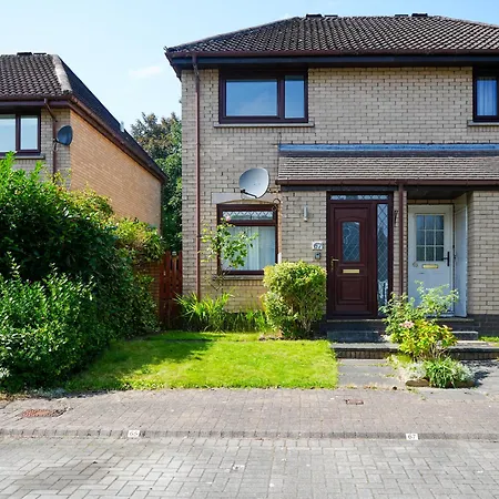 Modern 2 Bedroom Platinum Pad Apartment