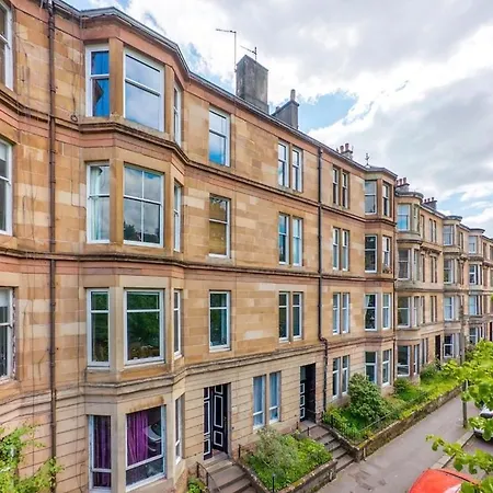 Free Pool Table Cinema Tabletennis Airhockey Apartment Glasgow