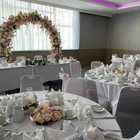 Kings Park 3* Glasgow