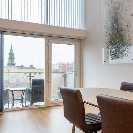 Centre With Free Secure Underground Parking Lejlighed *