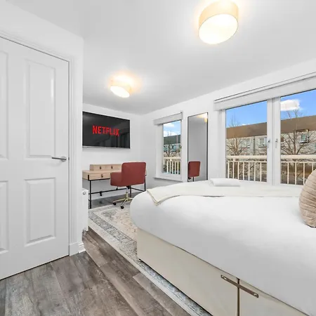 Feriehus Urban Elegance - Spacious 5-bed In Glasgow