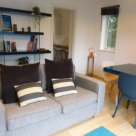Bright 3 Bed Overlooking The Clyde Sec & Hydro Apartment