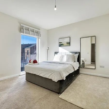 Stylish And Morden 3bed House Centre アパート グラスゴー
