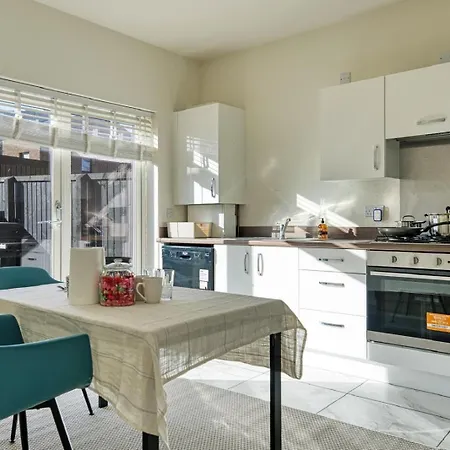 Stylish And Morden 3bed House Centre グラスゴー