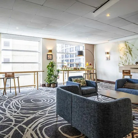 Ξενοδοχείο Novotel Centre 4*