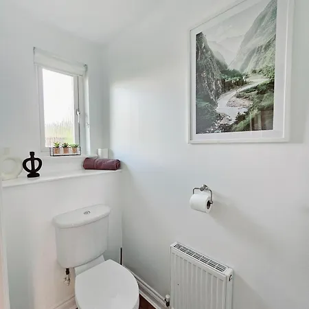 Modern 5 Bedroom Townhouse With Free Parking * Глазго