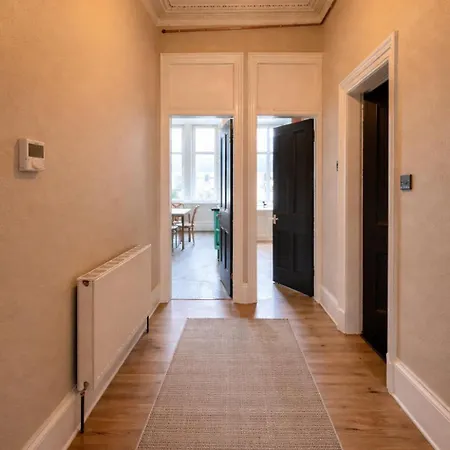 Appartement Contractors And Guests Grand 3 Bedroom Free Parking Fully Equipped *