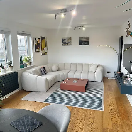 דירה Duplex Penthouse With Secured Parking Finnieston