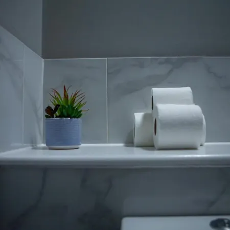 The West Nest For Six - Pass The Keys Appartement