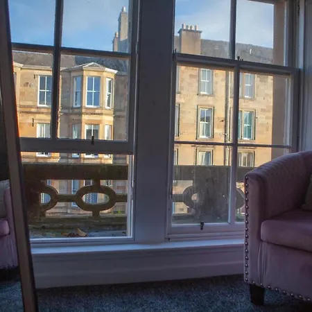 The West Nest For Six - Pass The Keys * Glasgow