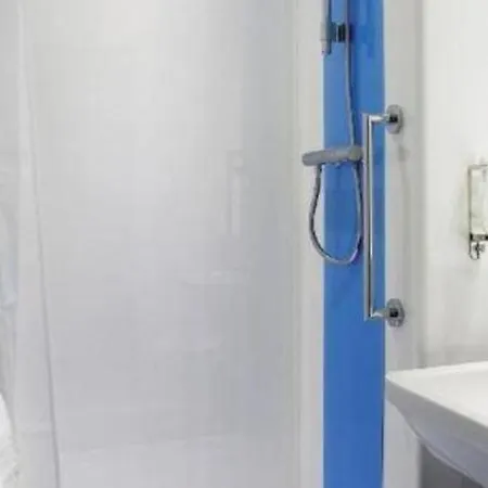 Travelodge Airport Hotel Glasgow