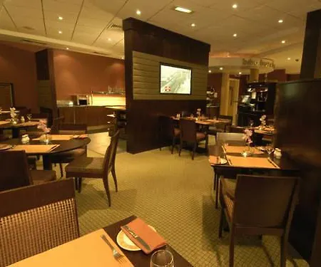 Premier Centre South 호텔