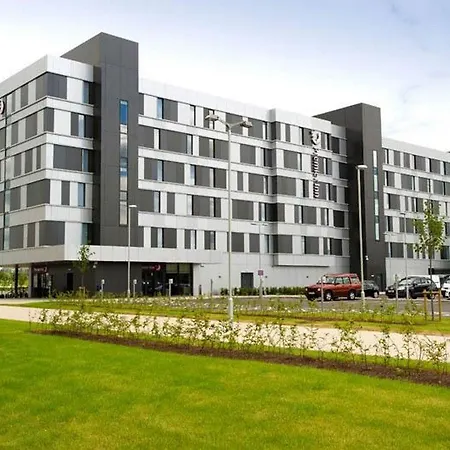 Premier Pacific Quay 3* Глазго