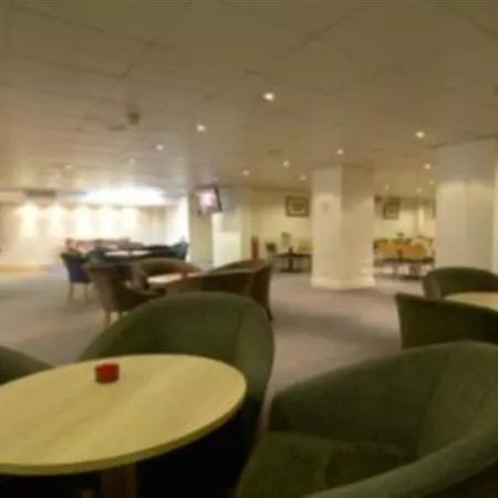 מלון Travelodge
