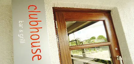 호텔 Crowwood And Alba Restaurant Chryston
