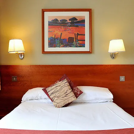 Hotel The Bruce East Kilbride
