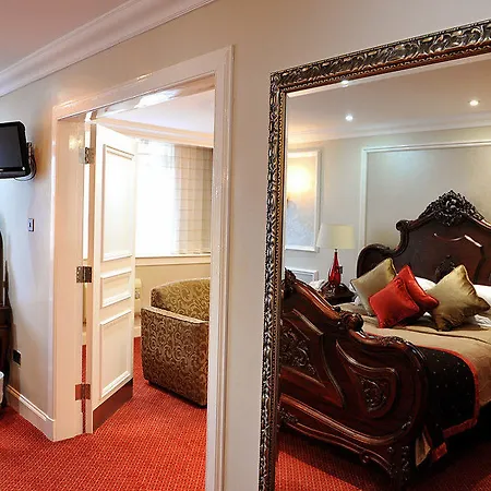 The Bruce 3* East Kilbride