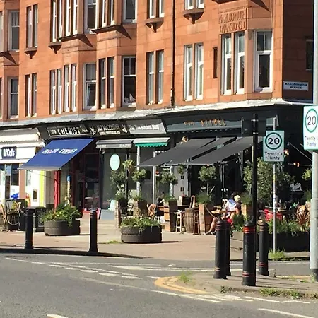 Daire 2 Bed West End *