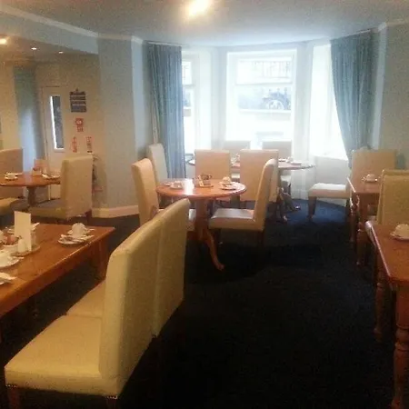 Townhouse Hotel