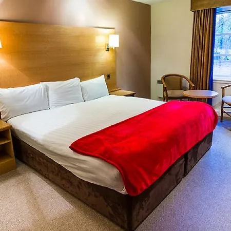 Crowwood And Alba Restaurant 3* Chryston