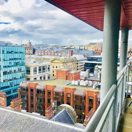 Central Station - The Penthouse - With Parking And Huge Terrace Apartment *
