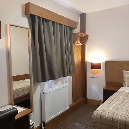 Crosshill House Hotel