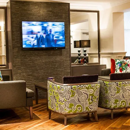 Hotel Leonardo West End 3*
