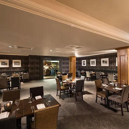 Отель West By Compass Hospitality Глазго