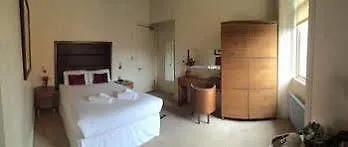Redstone Hotel