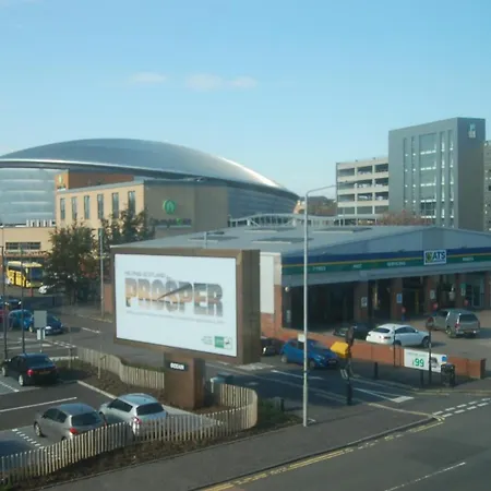 Apartament Elegant Near Secc/hydro In Finnieston, *