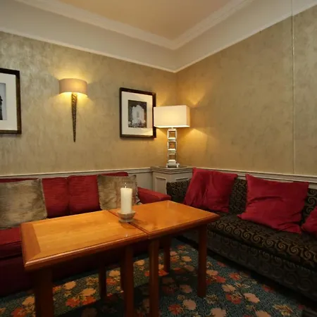 Hotel The Bruce 3*