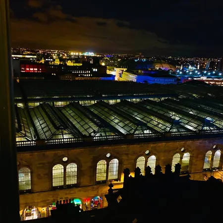 Apartment Central Station - The Penthouse - With Parking And Huge Terrace