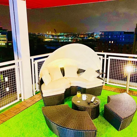 Apartment Central Station - The Penthouse - With Parking And Huge Terrace