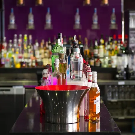 Lorne Hotel