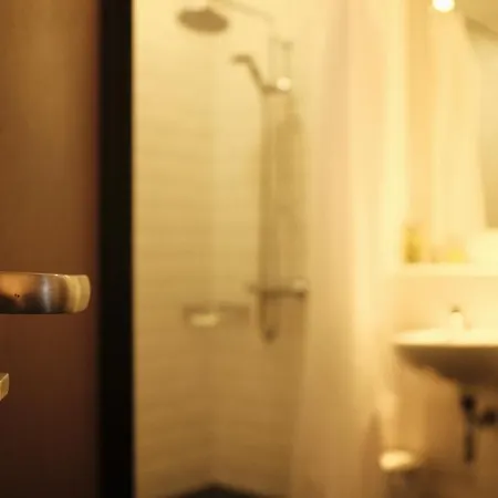 Hotel Western Garfield House 3*