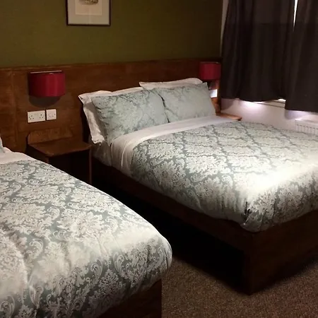 Crosshill House Hotell 4*