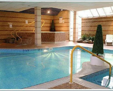 Отель West By Compass Hospitality Глазго