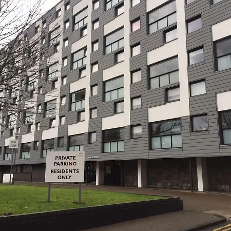 Apartment Beautiful 2 Bedroom With Balcony In Trendy West End - Ideal For Hydro, Uni, Ashton Lane & Centre *