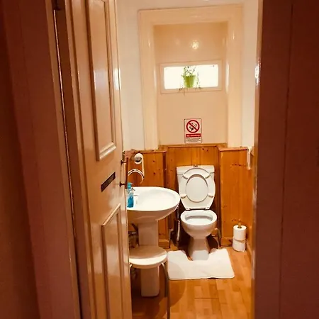 Glades House 4*