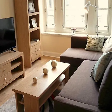 2 Bed In The West End Appartement