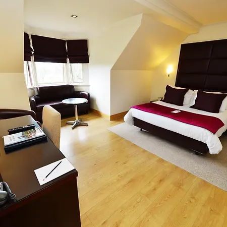 Szálloda Glynhill & Near Airport Glasgow