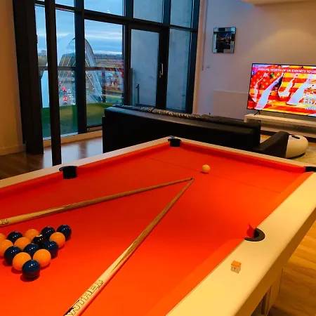 Centre - The Penthouse With Riverviews - * Glasgow